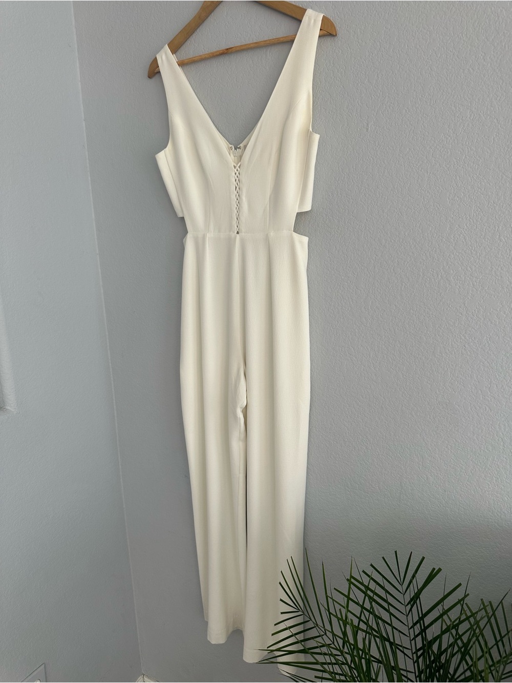 Wayf Cream V-Neck Sleeveless Jumpsuit